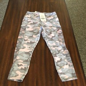 Fabletics Capri leggings